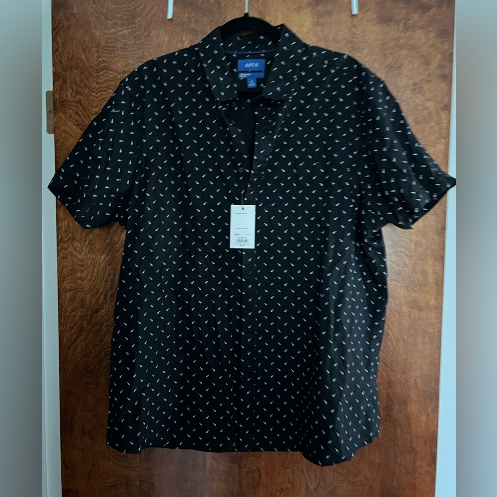 Kohl's Men's Black and White Guitar Button Down‎ Shirt XL